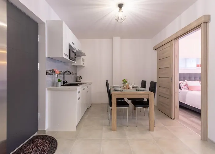 Illusione 波别罗沃